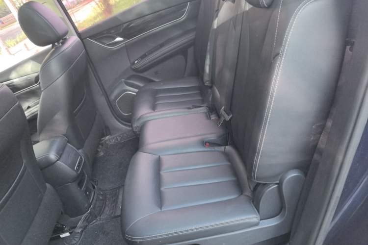 Used BYD Song MAX 2017 1.5T Automatic Smart Connect Elite 7-Seater Left Rear Seat