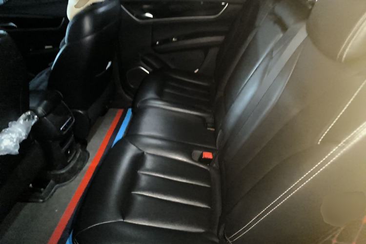 Used BYD Song MAX 2017 1.5T Automatic Smart Connect Luxury 7-Seater Left Rear Seat