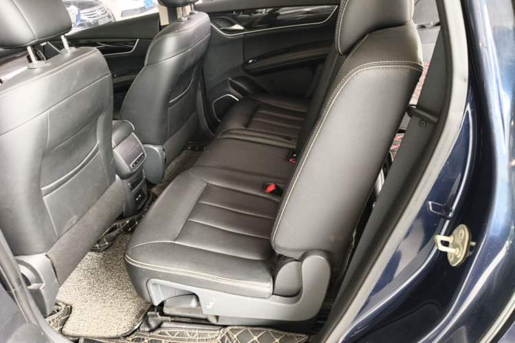 Used BYD Song MAX 2017 1.5T Automatic Smart Connect Elite 7-Seater Left Rear Seat