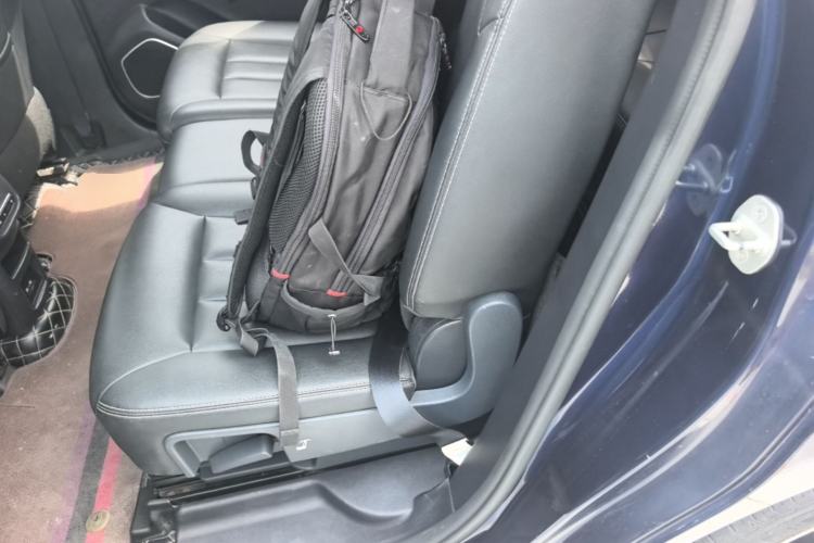 Used BYD Song MAX 2017 1.5T Automatic Smart Connect Prestige 7-Seater Left Rear Seat