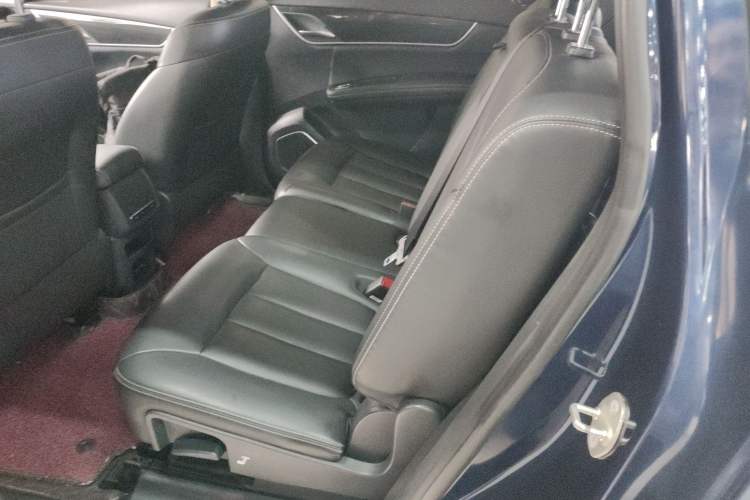 Used BYD Song MAX 2017 1.5T Automatic Smart Connect Elite 7-Seater Left Rear Seat