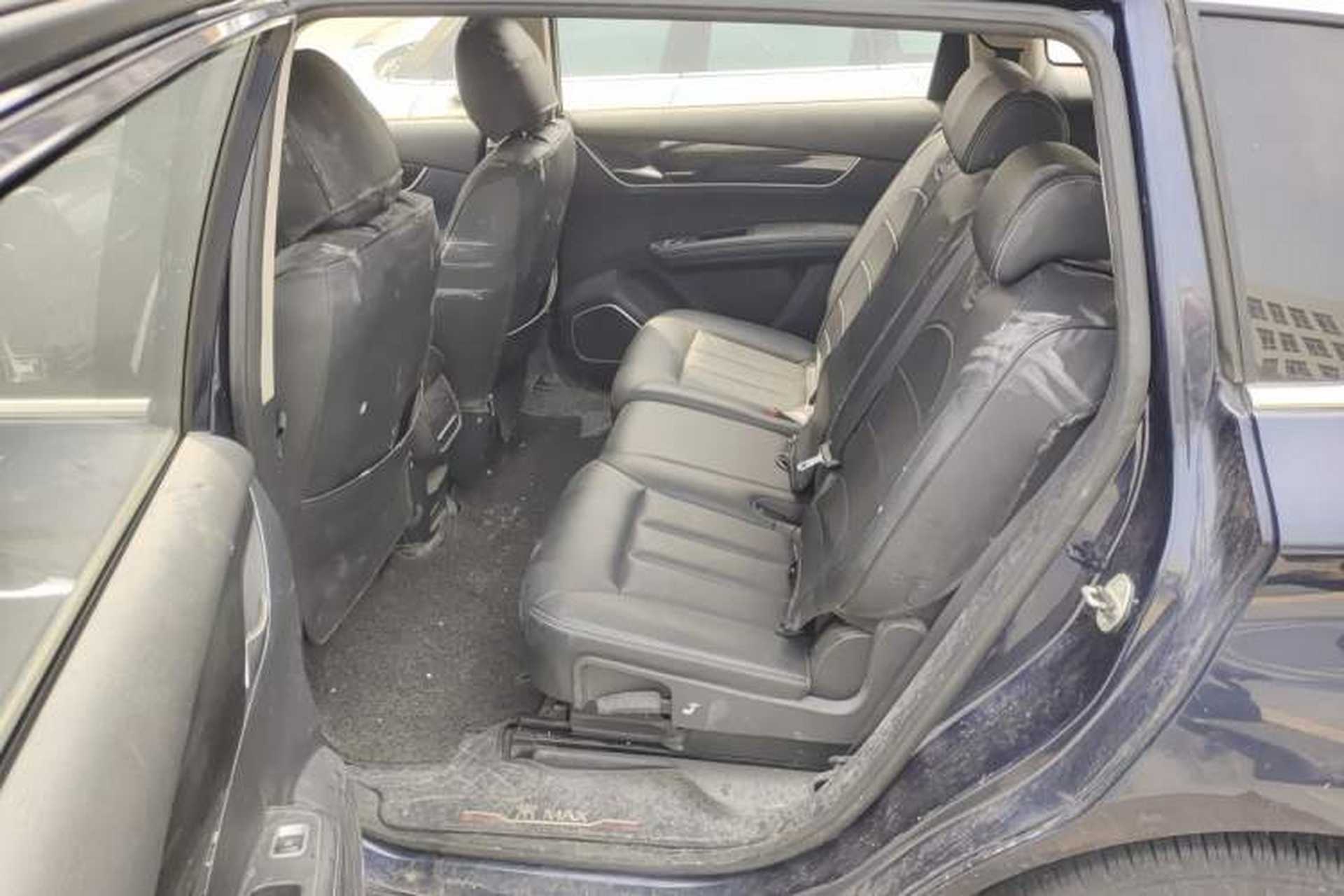Used BYD Song MAX 2017 1.5T Automatic Smart Connect Prestige 7-Seater Left Rear Seat