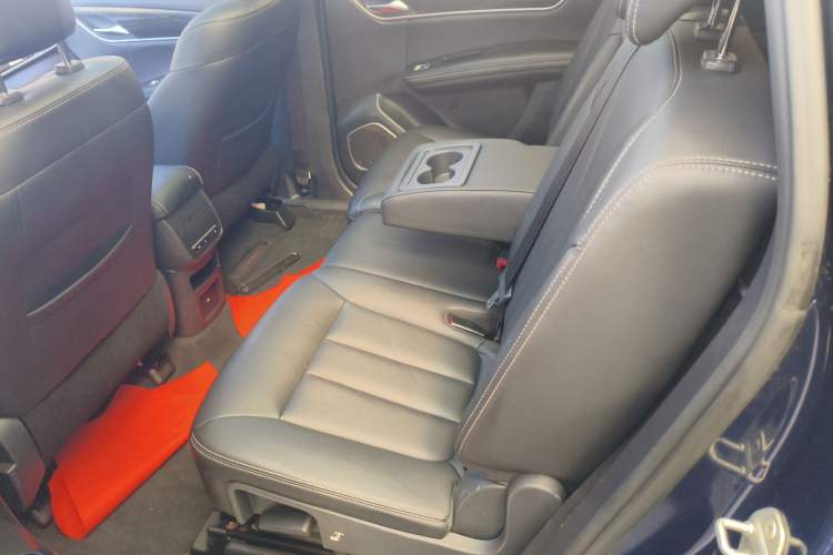 Used BYD Song MAX 2017 1.5T Automatic Smart Connect Elite 7-Seater Left Rear Seat