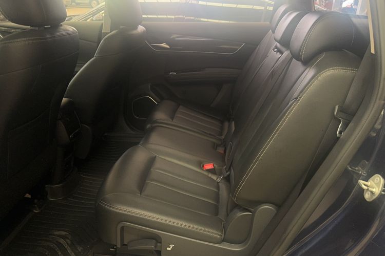 Used BYD Song MAX 2017 1.5T Automatic Smart Connect Elite 7-Seater Left Rear Seat