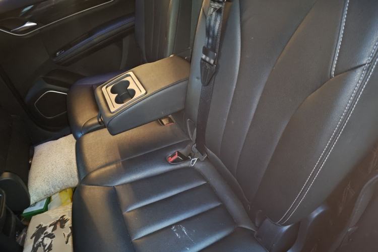 Used BYD Song MAX 2017 1.5T Automatic Smart Connect Luxury 7-Seater Left Rear Seat