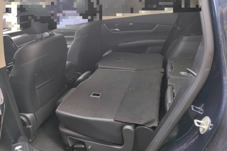 Used BYD Song MAX 2017 1.5T Automatic Smart Connect Elite 7-Seater Left Rear Seat