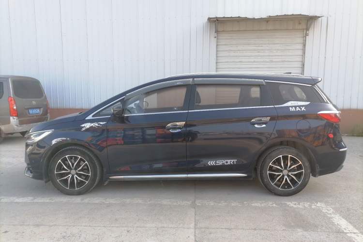 Used BYD Song MAX 2017 1.5T Automatic Smart Connect Elite 7-Seater Left Side