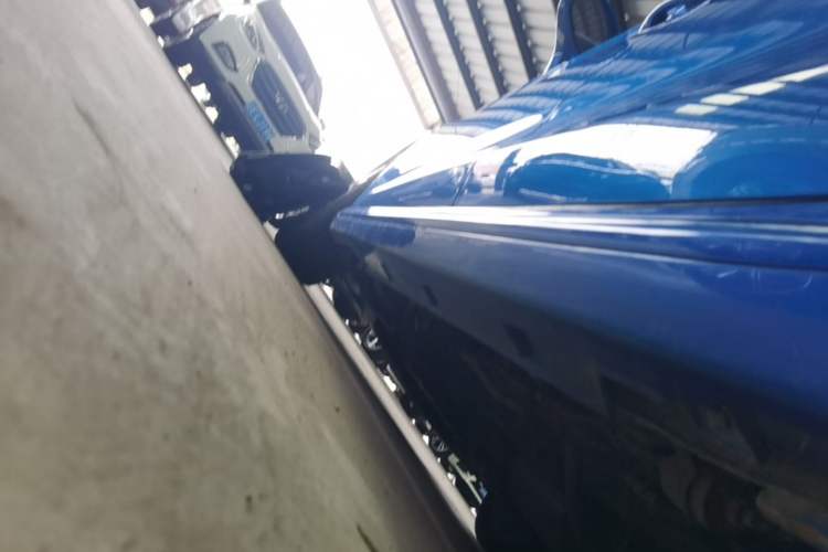 Used BYD Song MAX 2017 1.5T Automatic Smart Connect Elite 7-Seater Left Side Sill