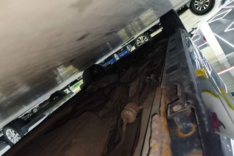 Used BYD Song MAX 2017 1.5T Automatic Smart Connect Prestige 7-Seater Left Side Sill