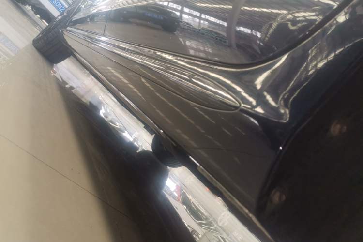 Used BYD Song MAX 2017 1.5T Automatic Smart Connect Elite 7-Seater Left Side Sill