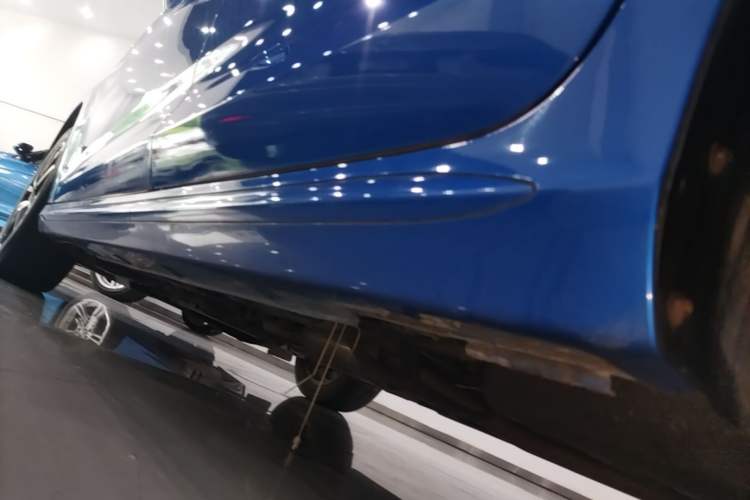 Used BYD Song MAX 2017 1.5T Automatic Smart Connect Elite 7-Seater Left Side Sill