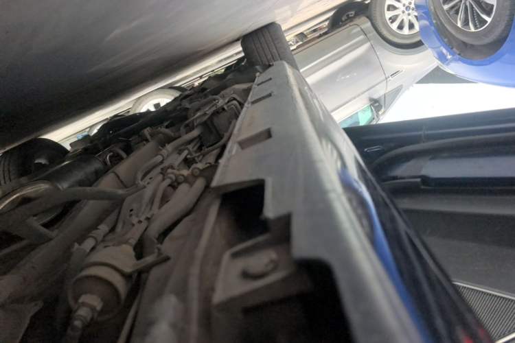 Used BYD Song MAX 2017 1.5T Automatic Smart Connect Prestige 7-Seater Left Side Sill