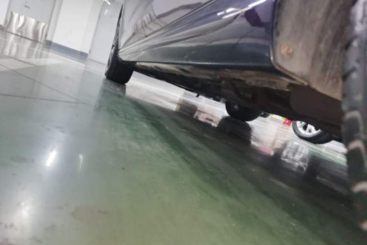 Used BYD Song MAX 2017 1.5T Automatic Smart Connect Luxury 7-Seater Left Side Sill