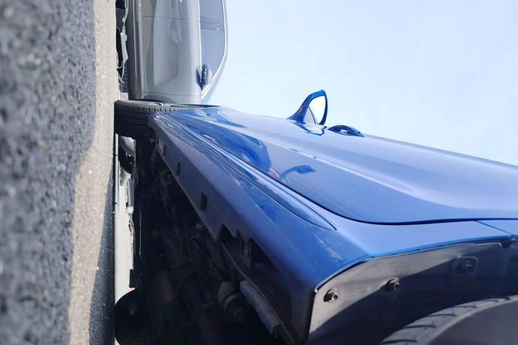 Used BYD Song MAX 2017 1.5T Automatic Smart Connect Elite 7-Seater Left Side Sill