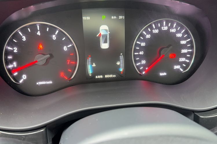 Used BYD Song MAX 2017 1.5T Automatic Smart Connect Prestige 7-Seater Odometer Close Up