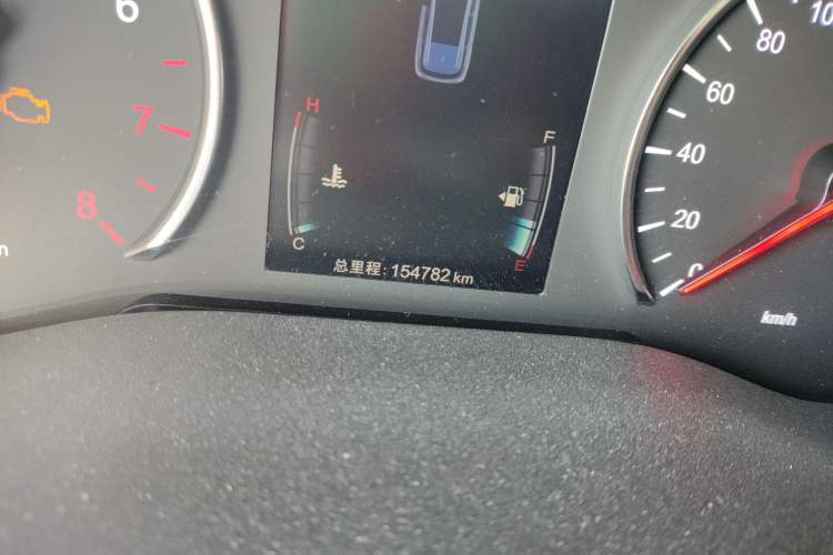 Used BYD Song MAX 2017 1.5T Automatic Smart Connect Elite 7-Seater Odometer Close Up