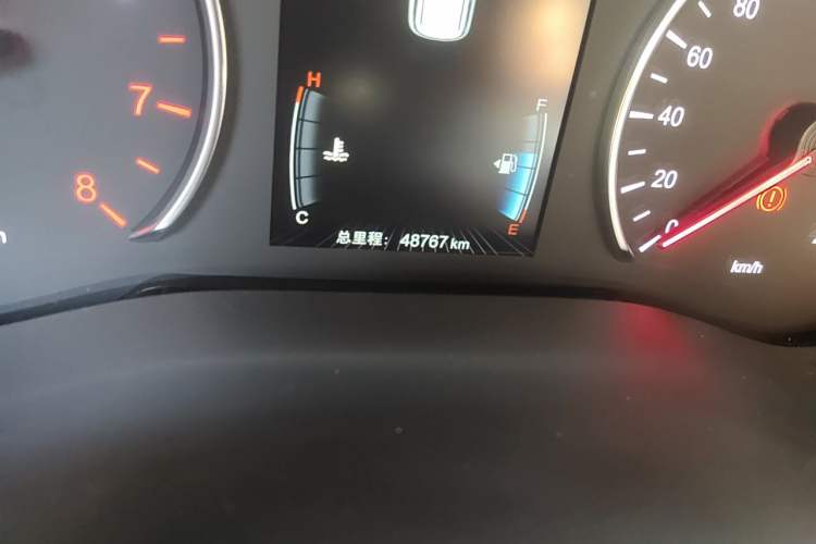 Used BYD Song MAX 2017 1.5T Manual Smart Connect Luxury 7-Seater Odometer Close Up