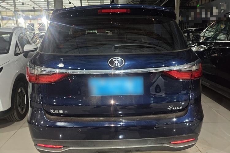 Used BYD Song MAX 2017 1.5T Automatic Smart Connect Luxury 7-Seater Rear