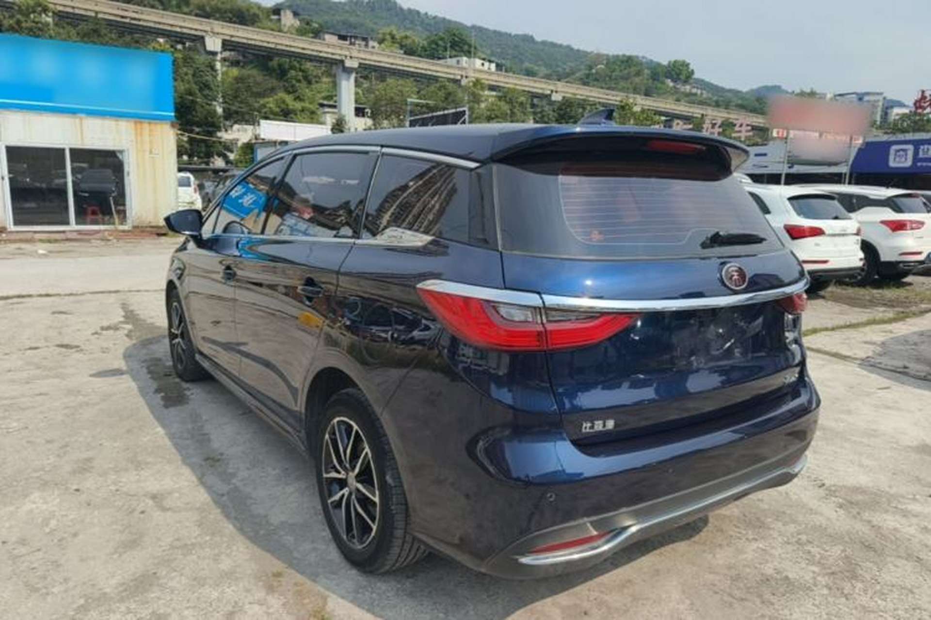 Used BYD Song MAX 2017 1.5T Manual Smart Connect Luxury 7-Seater Rear Left 45 Deg