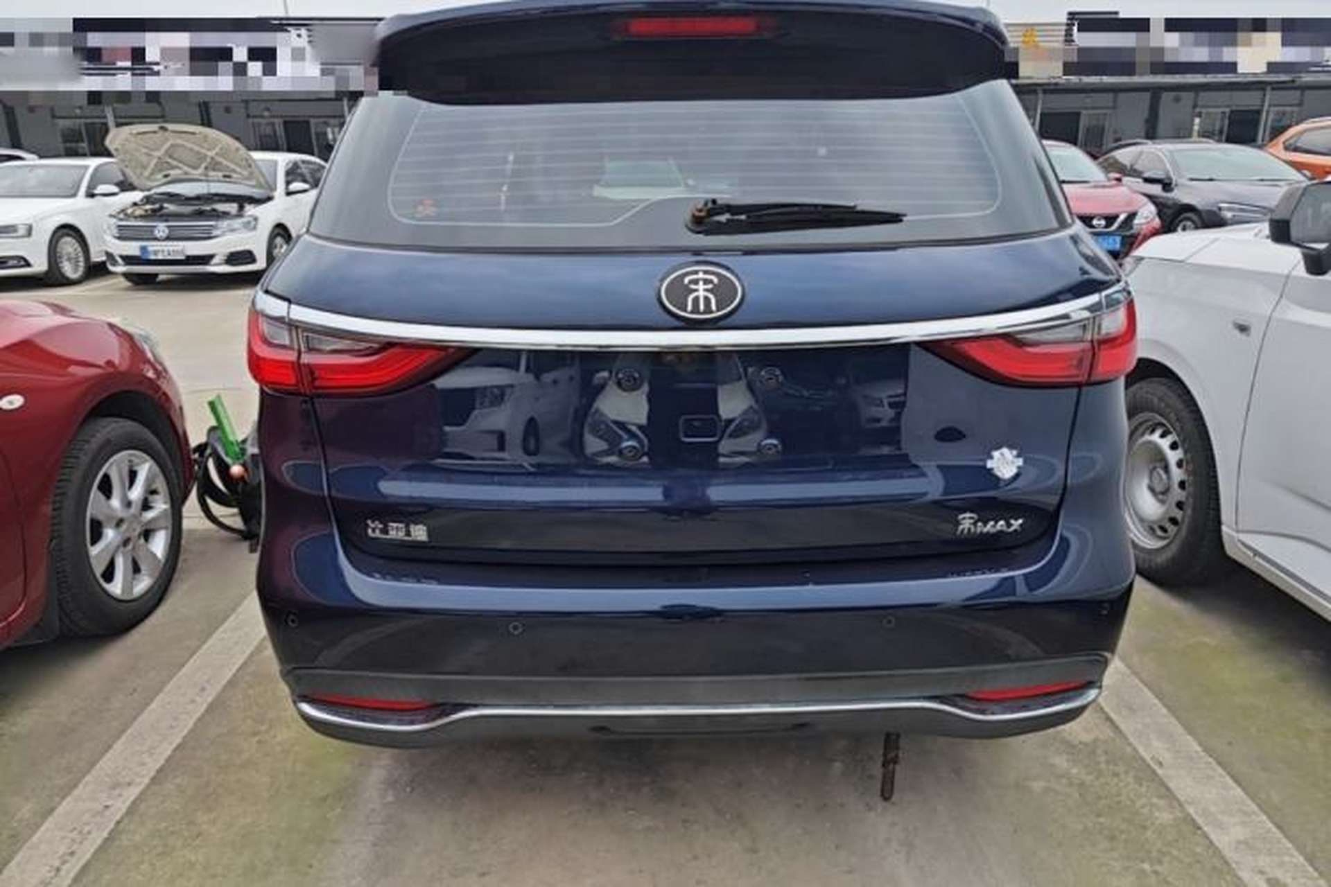 Used BYD Song MAX 2017 1.5T Manual Smart Connect Luxury 7-Seater Rear