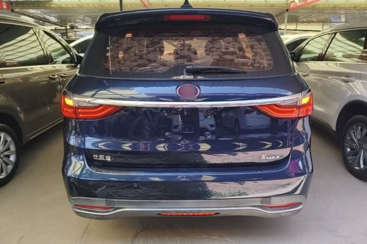 Used BYD Song MAX 2017 1.5T Automatic Smart Connect Elite 7-Seater Rear