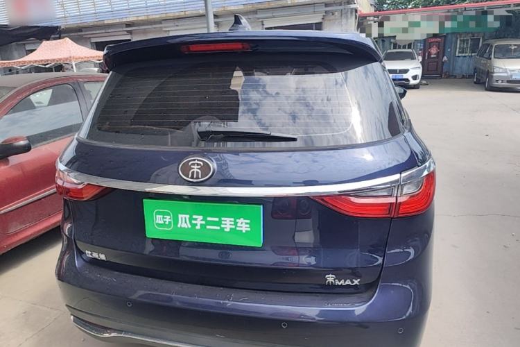 Used BYD Song MAX 2017 1.5T Automatic Smart Connect Luxury 7-Seater Rear