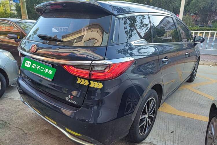 Used BYD Song MAX 2017 1.5T Automatic Smart Connect Prestige 7-Seater Rear Right 45 Deg