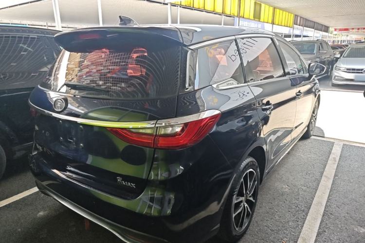 Used BYD Song MAX 2017 1.5T Manual Smart Connect Luxury 7-Seater Rear Right 45 Deg