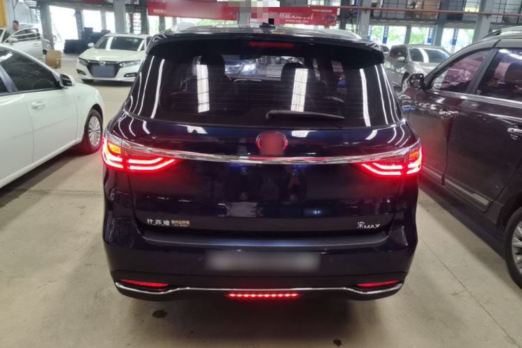 Used BYD Song MAX 2017 1.5T Automatic Smart Connect Elite 7-Seater Rear