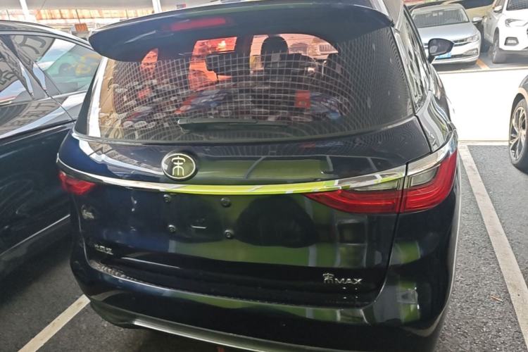 Used BYD Song MAX 2017 1.5T Manual Smart Connect Luxury 7-Seater Rear