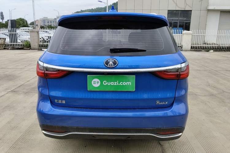 Used BYD Song MAX 2017 1.5T Automatic Smart Connect Prestige 7-Seater Rear