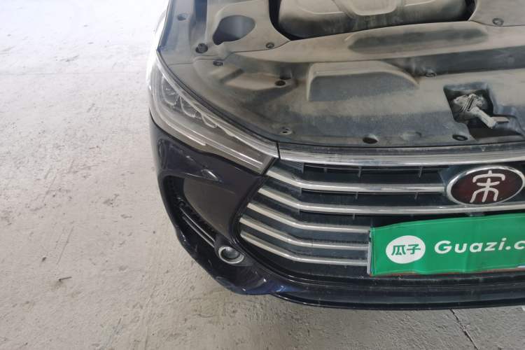 Used BYD Song MAX 2017 1.5T Automatic Smart Connect Luxury 7-Seater Right Front Headlight