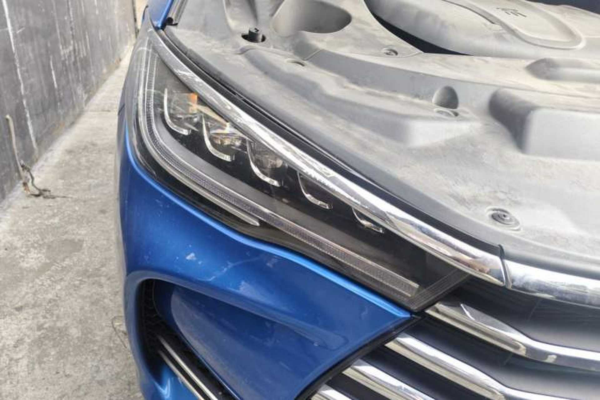 Used BYD Song MAX 2017 1.5T Automatic Smart Connect Elite 7-Seater Right Front Headlight