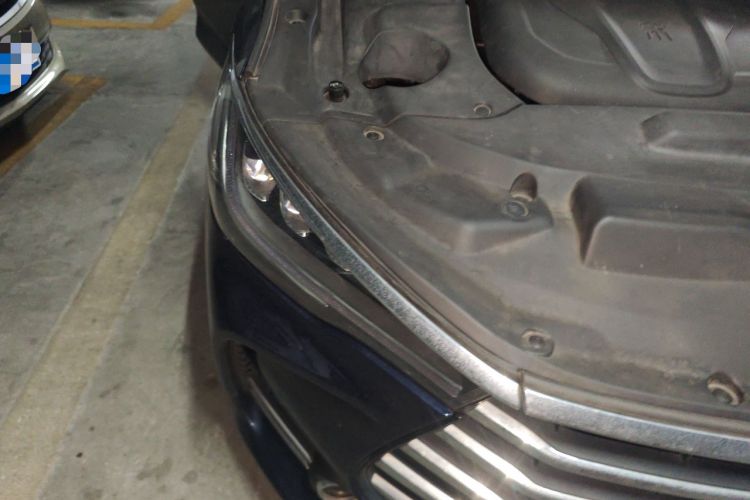 Used BYD Song MAX 2017 1.5T Automatic Smart Connect Elite 7-Seater Right Front Headlight