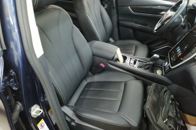 Used BYD Song MAX 2017 1.5T Automatic Smart Connect Luxury 7-Seater Right Front Seat