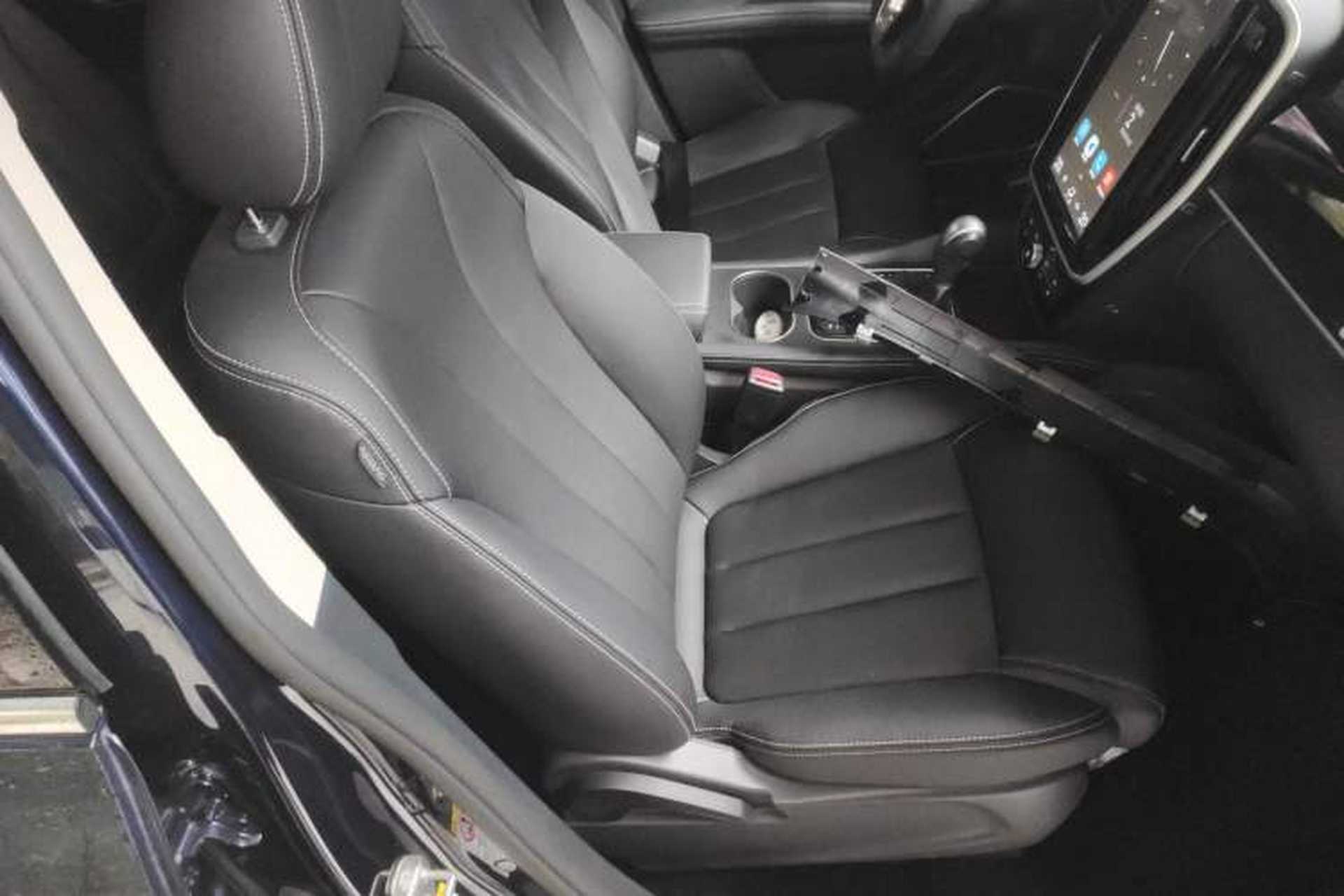 Used BYD Song MAX 2017 1.5T Automatic Smart Connect Elite 7-Seater Right Front Seat