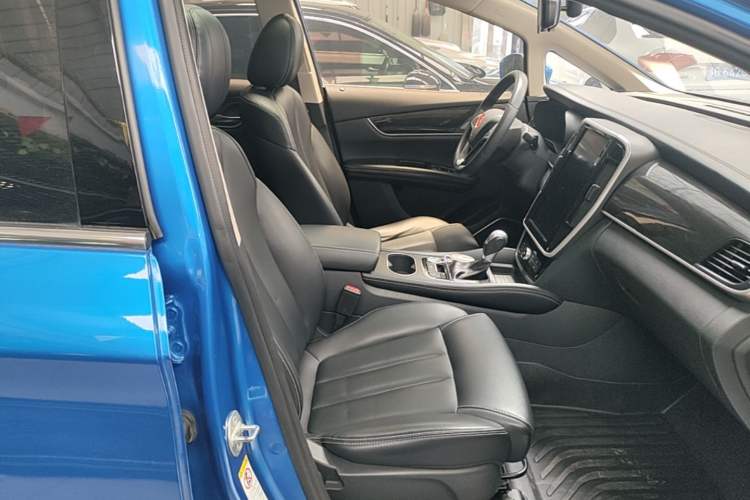 Used BYD Song MAX 2017 1.5T Automatic Smart Connect Elite 7-Seater Right Front Seat