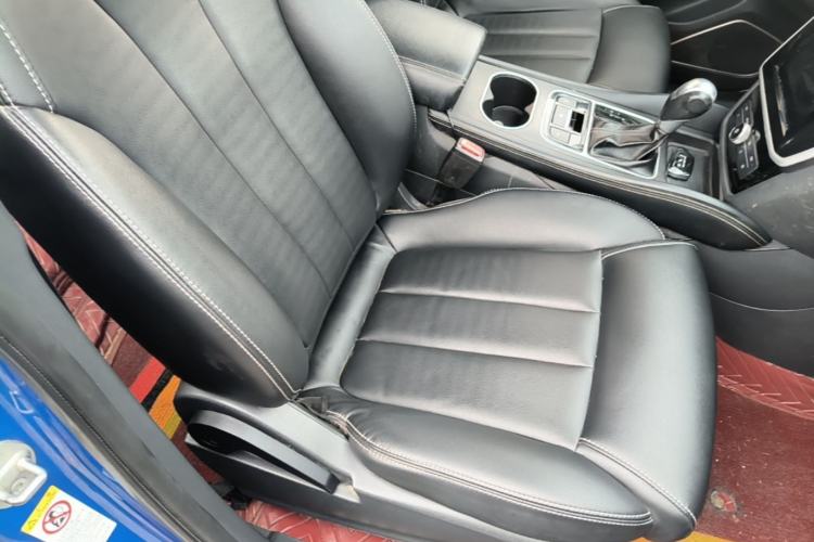 Used BYD Song MAX 2017 1.5T Automatic Smart Connect Prestige 7-Seater Right Front Seat