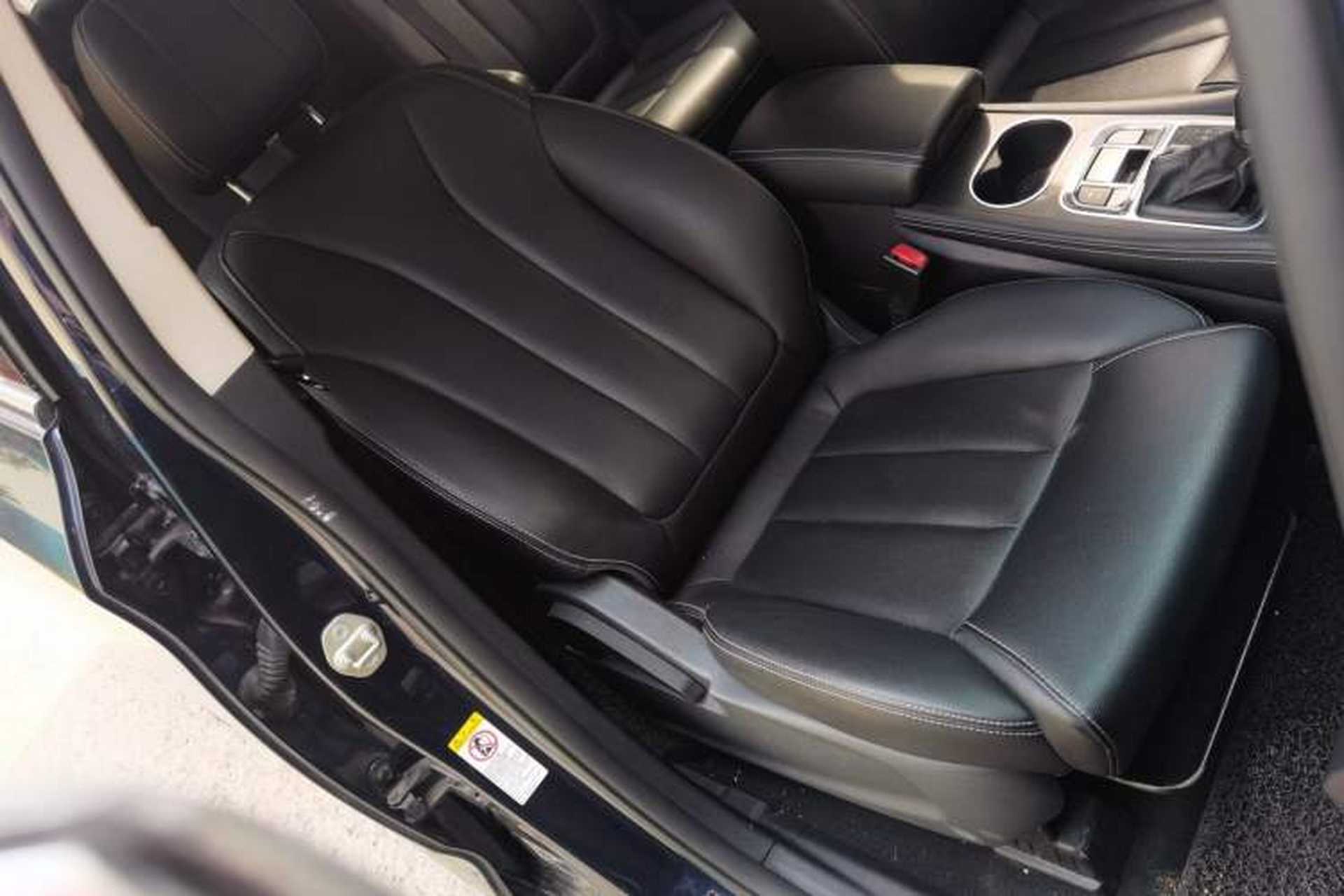 Used BYD Song MAX 2017 1.5T Automatic Smart Connect Luxury 7-Seater Right Front Seat