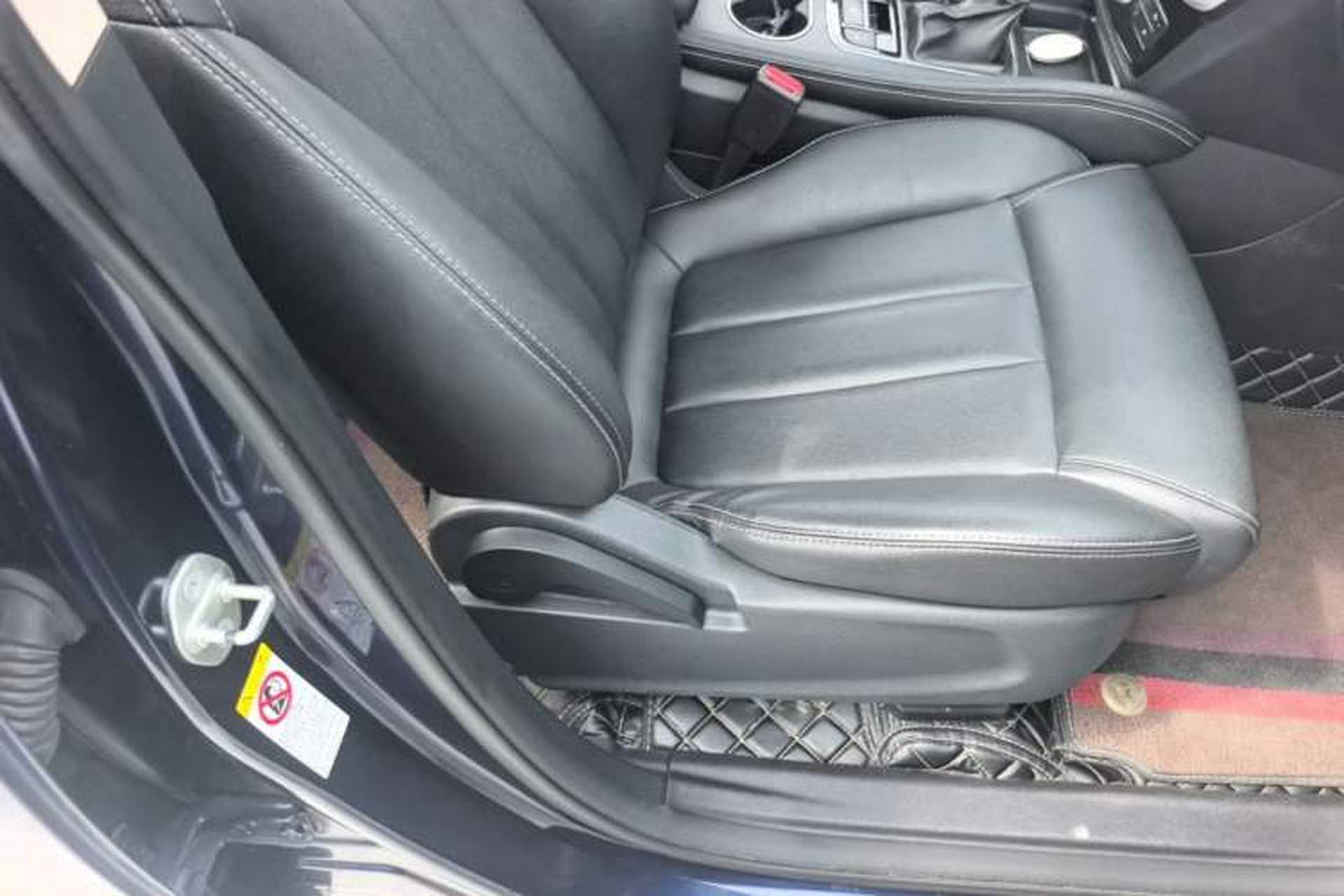 Used BYD Song MAX 2017 1.5T Automatic Smart Connect Prestige 7-Seater Right Front Seat