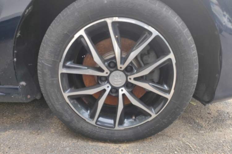 Used BYD Song MAX 2017 1.5T Automatic Smart Connect Elite 7-Seater Right Front Wheel Hub