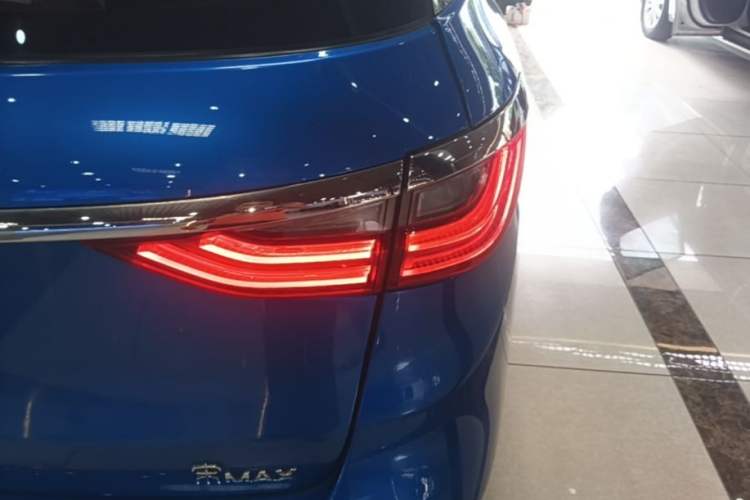 Used BYD Song MAX 2017 1.5T Automatic Smart Connect Elite 7-Seater Right Rear Taillight
