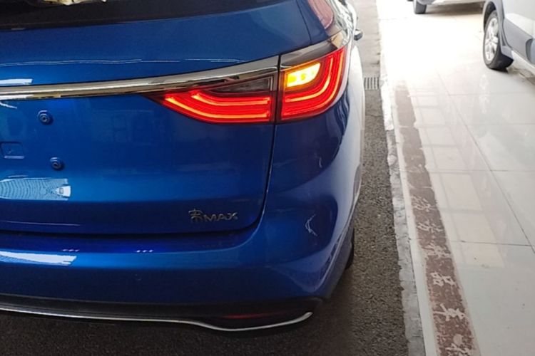 Used BYD Song MAX 2017 1.5T Automatic Smart Connect Elite 7-Seater Right Rear Taillight
