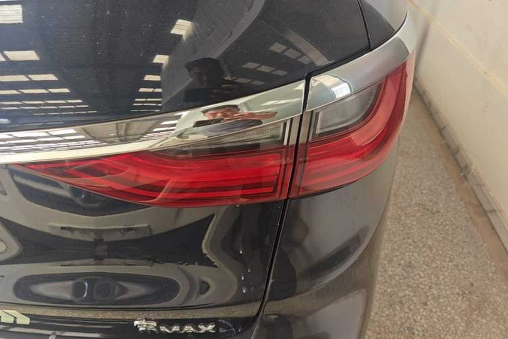 Used BYD Song MAX 2017 1.5T Automatic Smart Connect Prestige 7-Seater Right Rear Taillight