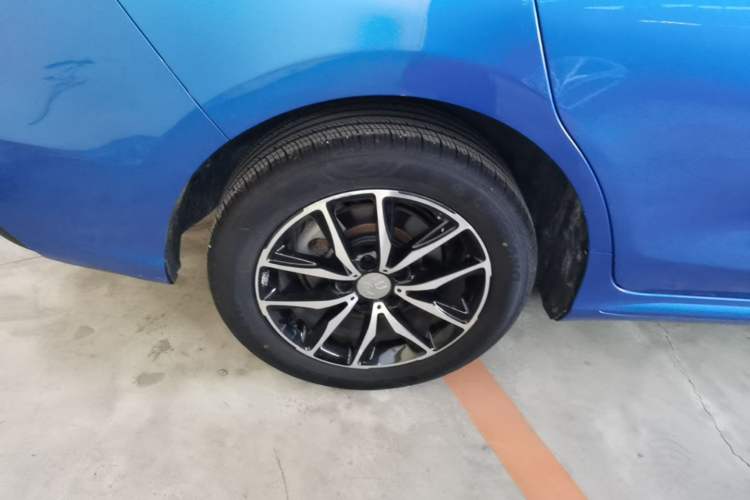 Used BYD Song MAX 2017 1.5T Automatic Smart Connect Elite 7-Seater Right Rear Wheel Hub