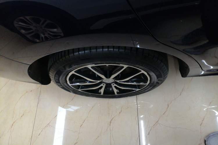Used BYD Song MAX 2017 1.5T Automatic Smart Connect Luxury 7-Seater Right Rear Wheel Hub