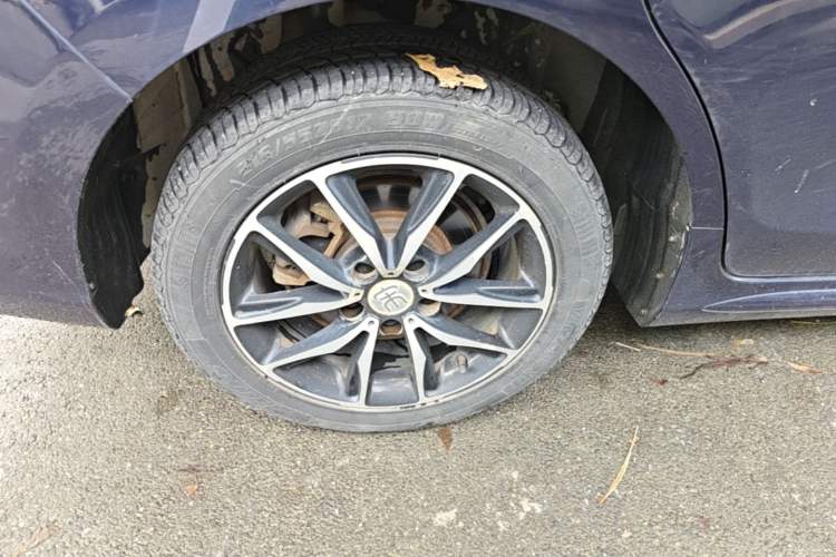 Used BYD Song MAX 2017 1.5T Automatic Smart Connect Elite 7-Seater Right Rear Wheel Hub