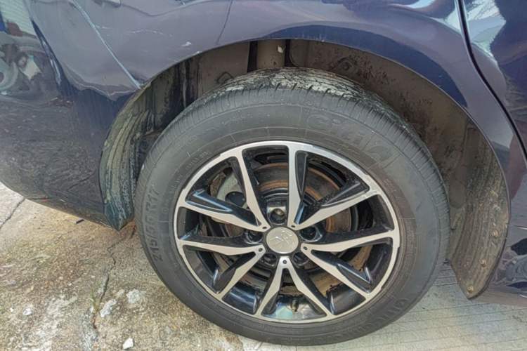 Used BYD Song MAX 2017 1.5T Automatic Smart Connect Prestige 7-Seater Right Rear Wheel Hub