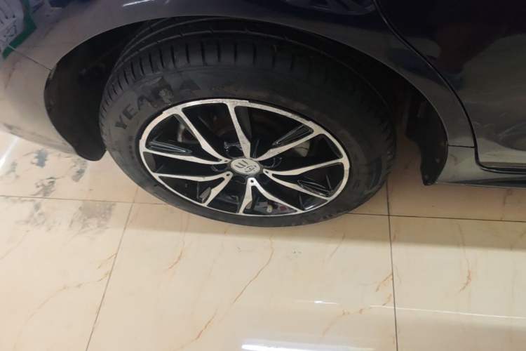 Used BYD Song MAX 2017 1.5T Automatic Smart Connect Elite 7-Seater Right Rear Wheel Hub