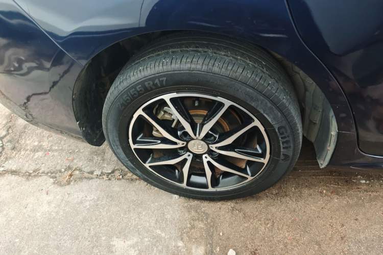 Used BYD Song MAX 2017 1.5T Automatic Smart Connect Prestige 7-Seater Right Rear Wheel Hub